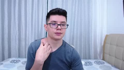 Snapshot of kevinhunts chatting on February 28, 2025, 2:31 am Kevin online show from February 28, 2025, 2:31 am