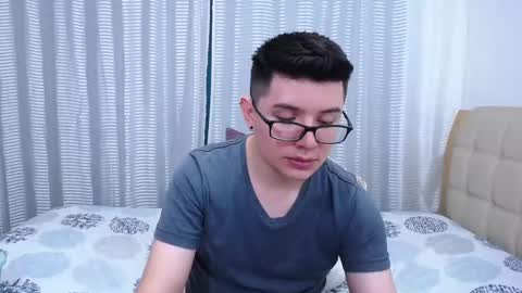 Snapshot of kevinhunts chatting on February 28, 2025, 5:48 am Kevin online show from February 28, 2025, 5:48 am