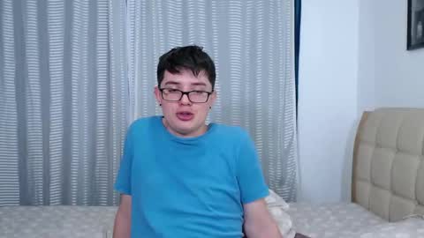 Snapshot of kevinhunts chatting on November 7, 2025, 6:30 pm Kevin online show from November 7, 2025, 6:30 pm