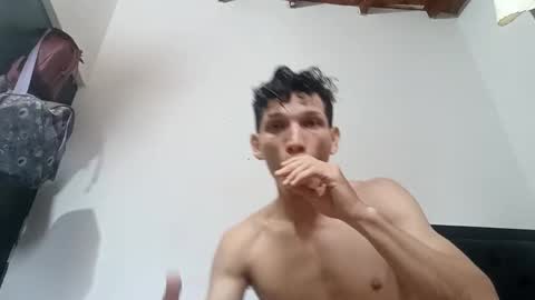 Snapshot of kevinkewma chatting on March 2, 2025, 10:38 pm kevinkewma online show from March 2, 2025, 10:38 pm