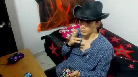 Snapshot of kevinkewma chatting on October 30, 2025, 11:55 am kevinkewma online show from October 30, 2025, 11:55 am