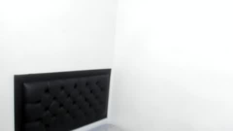 Snapshot of kevinkewma chatting on November 9, 2025, 12:03 pm kevinkewma online show from November 9, 2025, 12:03 pm