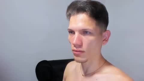 Snapshot of kevinkewma chatting on December 5, 2025, 12:47 pm kevinkewma online show from December 5, 2025, 12:47 pm