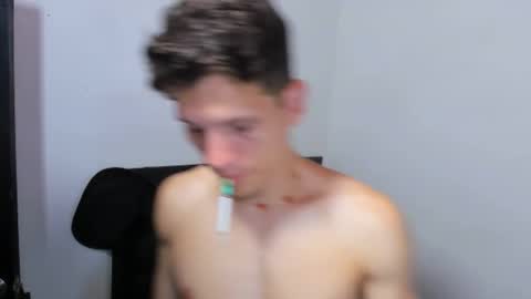 Snapshot of kevinkewma chatting on December 15, 2025, 10:52 am kevinkewma online show from December 15, 2025, 10:52 am