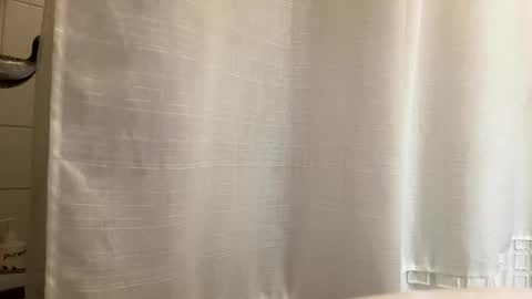 Snapshot of keybump323 chatting on January 3, 2025, 11:25 am Keybump online show from January 3, 2025, 11:25 am