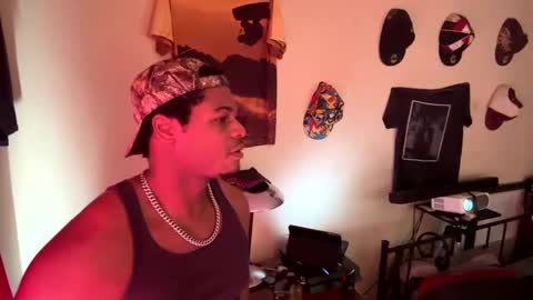 Snapshot of keybump323 chatting on January 13, 2025, 6:59 pm Keybump online show from January 13, 2025, 6:59 pm