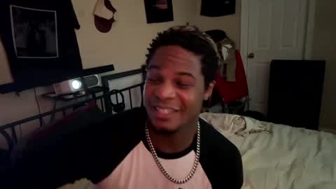 Snapshot of keybump323 chatting on January 24, 2025, 1:13 am Keybump online show from January 24, 2025, 1:13 am