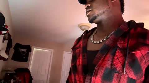 Snapshot of keybump323 chatting on February 13, 2025, 8:55 pm Keybump online show from February 13, 2025, 8:55 pm