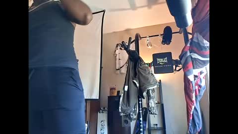 Snapshot of keybump323 chatting on October 15, 2025, 2:17 pm Keybump online show from October 15, 2025, 2:17 pm