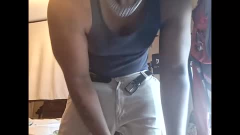 Snapshot of keybump323 chatting on October 26, 2025, 2:56 pm Keybump online show from October 26, 2025, 2:56 pm