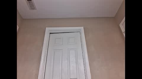 Snapshot of keybump323 chatting on November 20, 2025, 3:12 pm Keybump online show from November 20, 2025, 3:12 pm