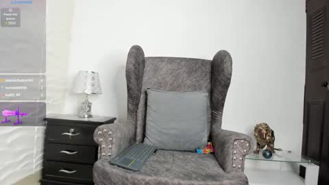 Snapshot of keyla_milf chatting on December 26, 2024, 4:43 am Keila Milf online show from December 26, 2024, 4:43 am