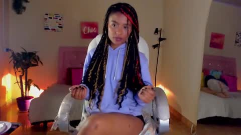 Snapshot of keyla_roberts_ chatting on December 17, 2024, 4:56 am Adhara. Help me reach 100 likes online show from December 17, 2024, 4:56 am
