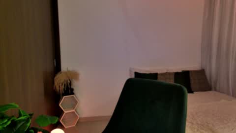 Keyla online show from December 30, 2024, 12:22 am