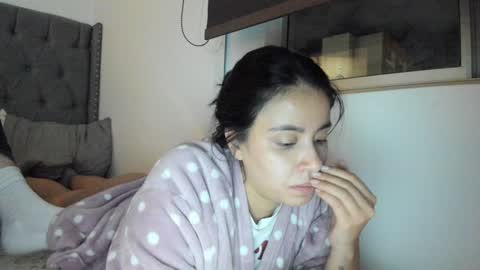 Laura online show from February 1, 2025, 1:55 am