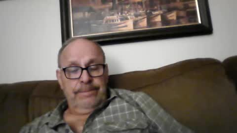 Snapshot of kfries chatting on October 3, 2025, 3:47 am Kent online show from October 3, 2025, 3:47 am