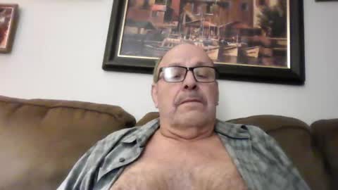 Snapshot of kfries chatting on October 7, 2025, 11:57 pm Kent online show from October 7, 2025, 11:57 pm