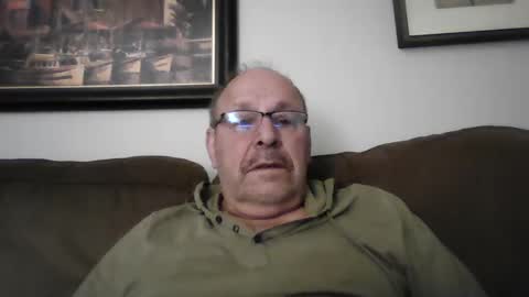 Snapshot of kfries chatting on October 9, 2025, 12:14 pm Kent online show from October 9, 2025, 12:14 pm