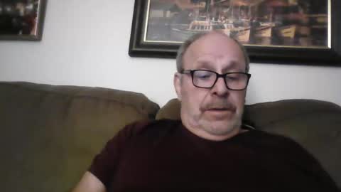 Snapshot of kfries chatting on October 31, 2025, 12:33 am Kent online show from October 31, 2025, 12:33 am