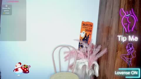 Snapshot of khate_smith chatting on November 8, 2025, 4:07 pm khate_smith online show from November 8, 2025, 4:07 pm