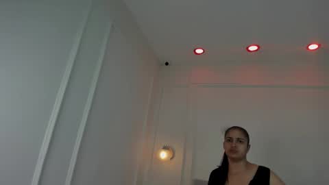 Snapshot of khaterine_hot_1 chatting on December 15, 2024, 10:37 pm Kathe Hot online show from December 15, 2024, 10:37 pm
