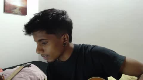 khevinlopezonig online show from December 28, 2024, 10:02 pm