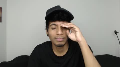 khevinlopezonig online show from November 25, 2025, 2:00 am