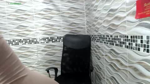 khloe33 online show from September 16, 2025, 10:05 am