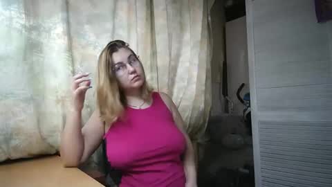 Snapshot of kianna_dior_ chatting on February 7, 2025, 6:35 am kianna_dior_ online show from February 7, 2025, 6:35 am