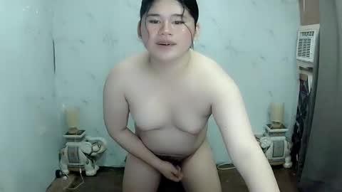 Your SweetGirl Ts online show from February 15, 2025, 2:26 am