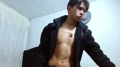 Adrian  Chlloe online show from October 13, 2025, 12:21 am