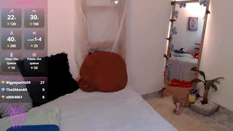 Snapshot of kiara_bermont chatting on February 27, 2025, 7:04 pm Kiara Bermont online show from February 27, 2025, 7:04 pm
