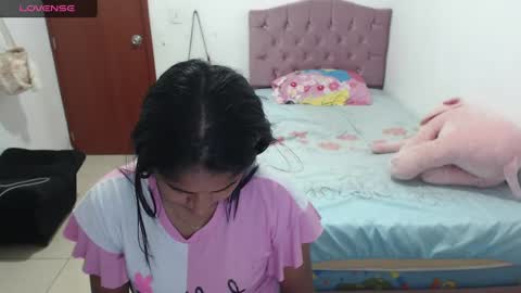 Kiara online show from December 27, 2024, 10:37 pm