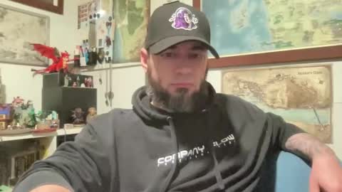 Snapshot of kicker_of_elves chatting on November 16, 2025, 10:04 pm kicker_of_elves online show from November 16, 2025, 10:04 pm