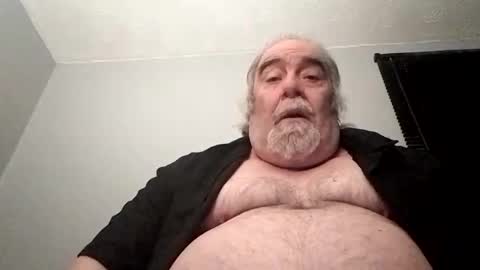 KICKINME online show from November 15, 2025, 10:48 pm