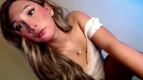 Snapshot of kiera_on_fire chatting on January 14, 2025, 6:24 am Kiera online show from January 14, 2025, 6:24 am