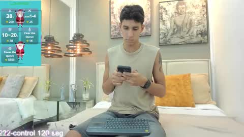 Kieran Derek online show from December 15, 2025, 11:31 pm