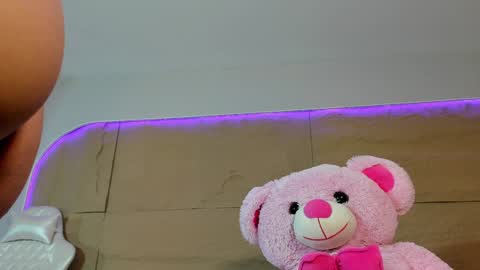 Snapshot of kiimcooper chatting on January 25, 2025, 10:08 am KIM COOPER online show from January 25, 2025, 10:08 am