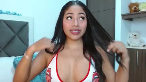 Snapshot of kiimrose69 chatting on November 5, 2025, 2:44 am Kim rose online show from November 5, 2025, 2:44 am