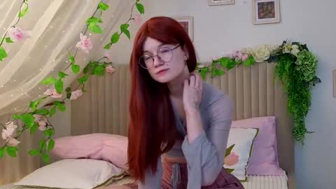 Snapshot of kiki_blue_eyes chatting on October 13, 2025, 4:23 am kiki_blue_eyes online show from October 13, 2025, 4:23 am