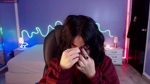 kIKI online show from February 24, 2025, 11:54 am