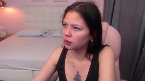 kIKI online show from September 19, 2025, 11:33 am