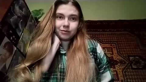 kikibang_ online show from November 30, 2025, 8:07 am