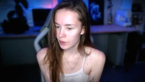 Mika and Miranda online show from December 6, 2024, 11:14 pm