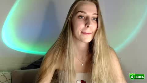 Mika and Miranda online show from December 20, 2025, 5:31 pm