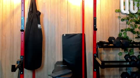 Kim online show from February 6, 2025, 1:21 pm