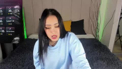 Snapshot of kim_brownie chatting on February 16, 2025, 8:22 pm Kim online show from February 16, 2025, 8:22 pm