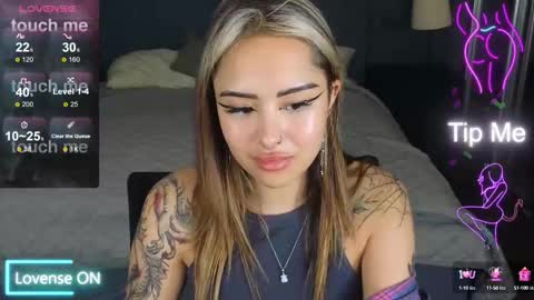 Snapshot of kim_brownie chatting on September 21, 2025, 8:16 am Kim online show from September 21, 2025, 8:16 am