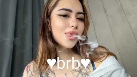 Snapshot of kim_brownie chatting on September 29, 2025, 5:01 am Kim online show from September 29, 2025, 5:01 am