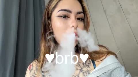 Snapshot of kim_brownie chatting on October 3, 2025, 8:11 am Kim online show from October 3, 2025, 8:11 am